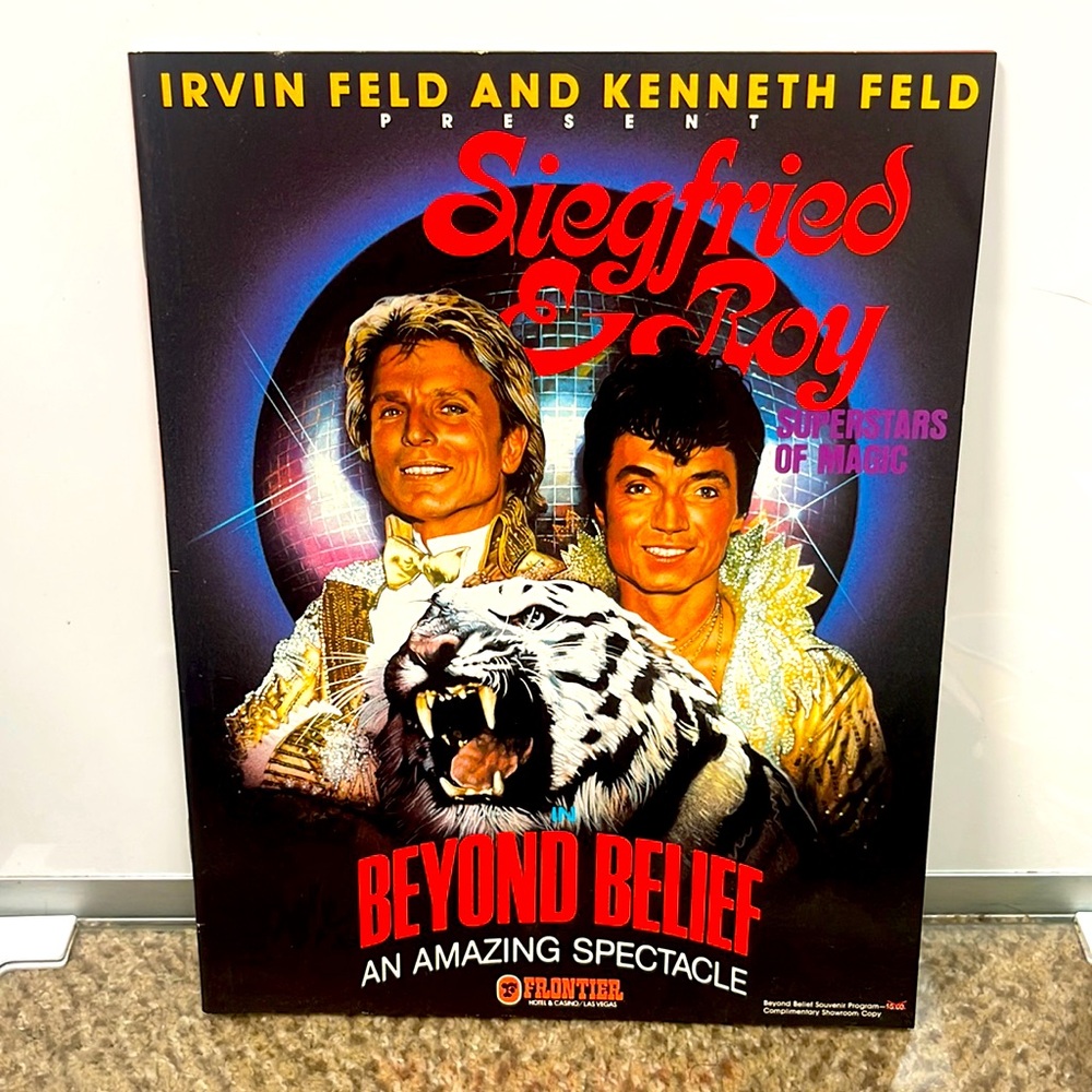 1983 Siegfried & Roy Beyond Belief Souvenir Program Showroom Copy